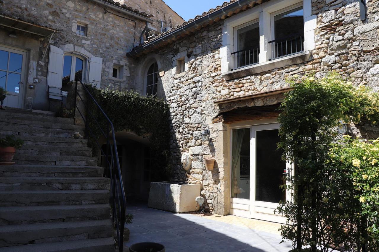 Clarberg - Gîte Saint-André-de-Roquepertuis Extérieur photo